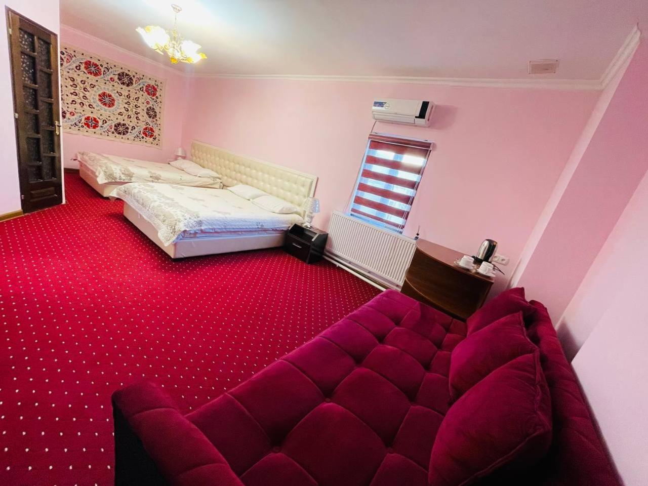 "Chor Minor" Hotel Unesco Heritage List 2 Minutes To Bukhara Old Town Square Official Partner Of The La Rosse Aroma Екстериор снимка