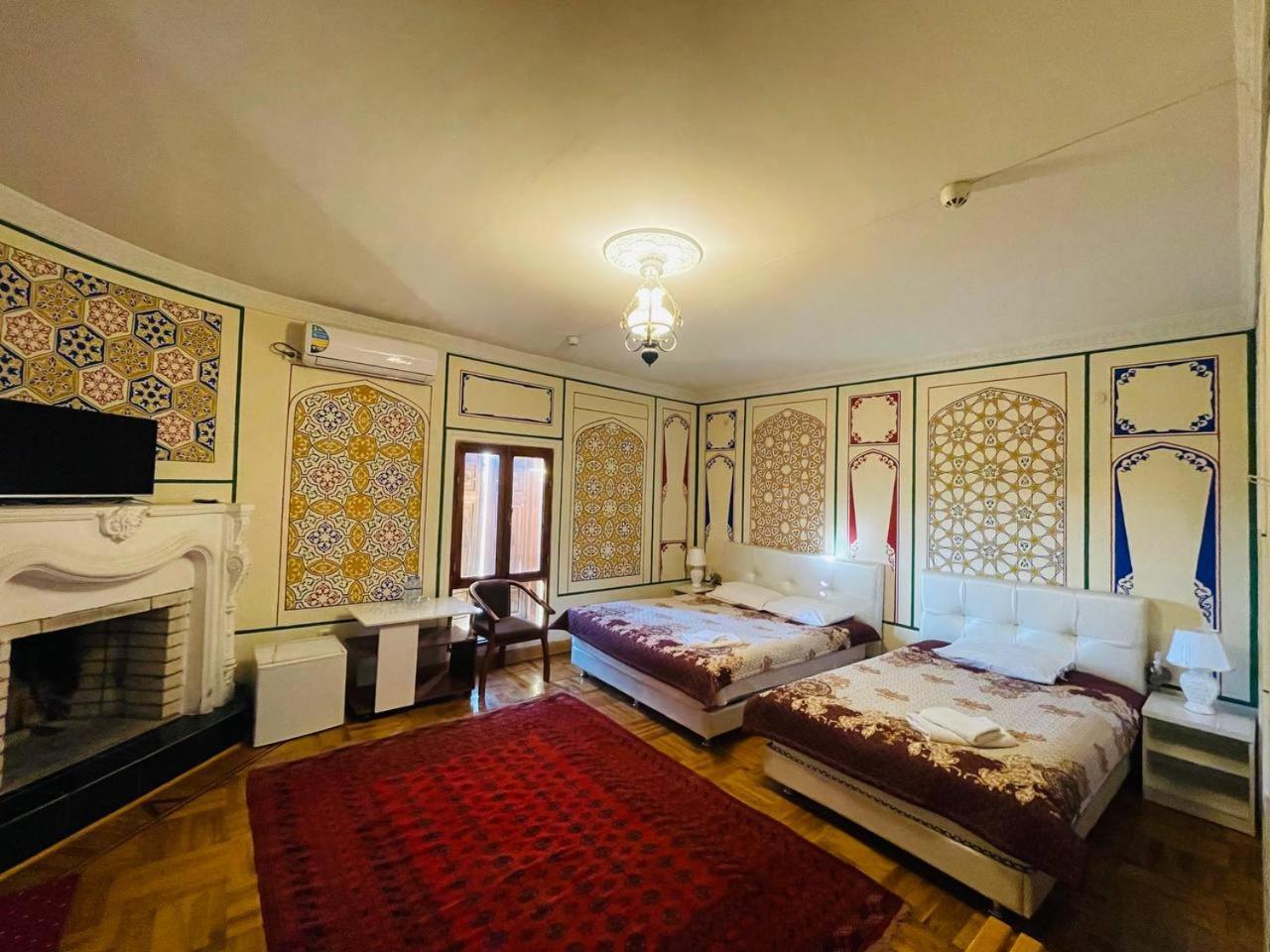 "Chor Minor" Hotel Unesco Heritage List 2 Minutes To Bukhara Old Town Square Official Partner Of The La Rosse Aroma Екстериор снимка