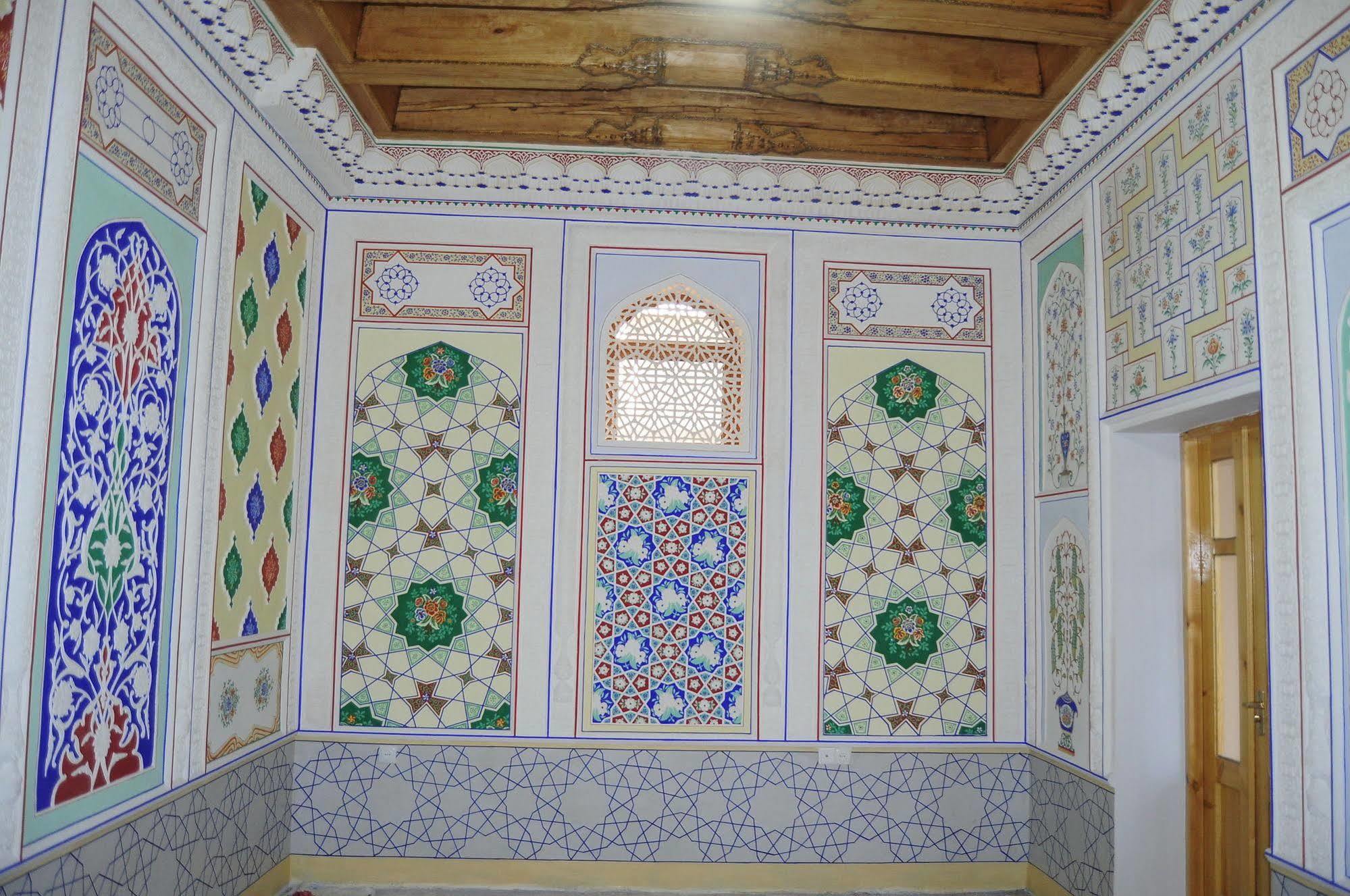 "Chor Minor" Hotel Unesco Heritage List 2 Minutes To Bukhara Old Town Square Official Partner Of The La Rosse Aroma Екстериор снимка